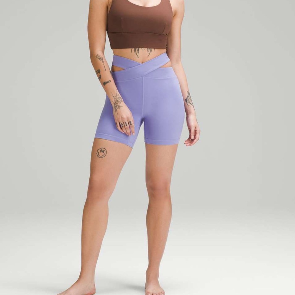 LULULEMON Align Cut-Out High-Rise Short 6" *Dark Lavender*
